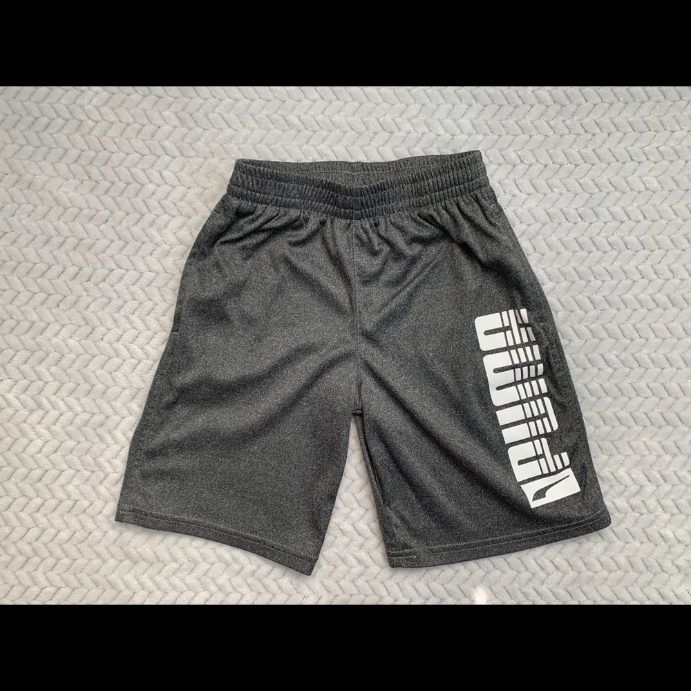 Boys Puma size 7 charcoal shorts